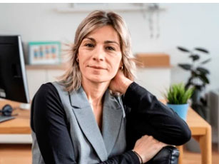 María